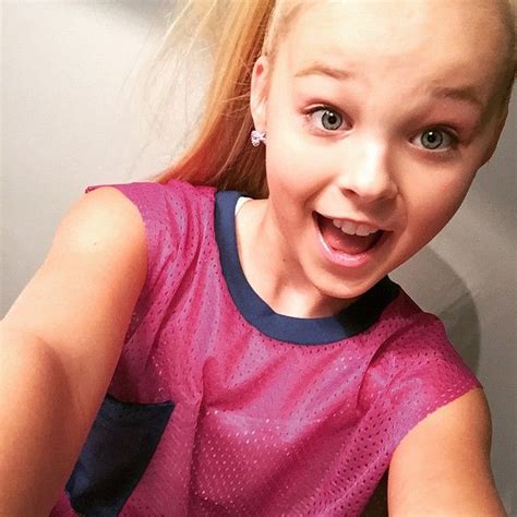 jojo siwa instagram|jojo siwa selfie.